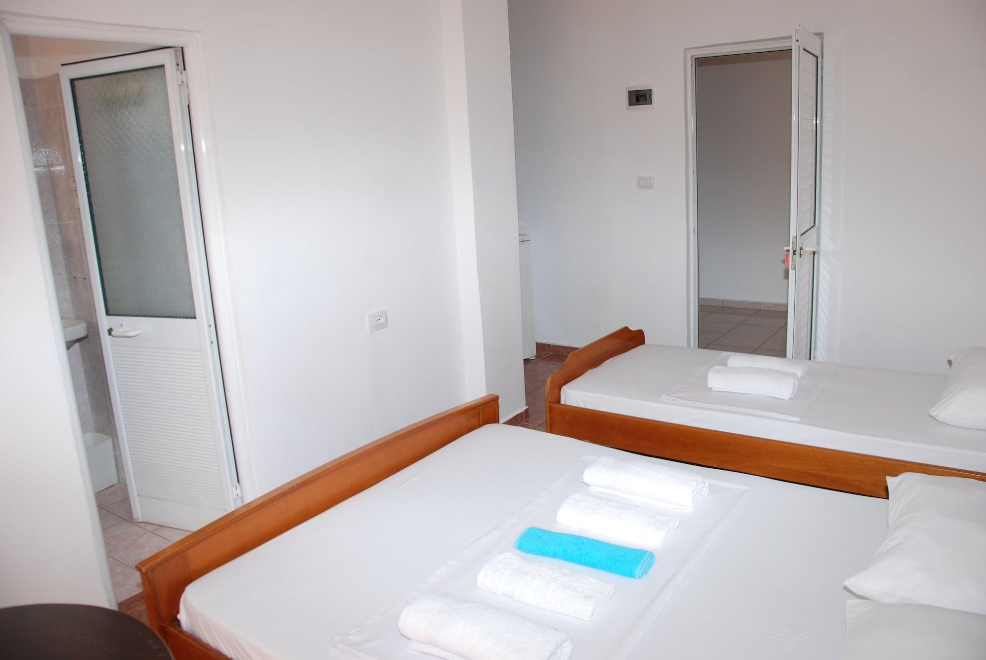 Casa Mia Hotel Sarandë Exterior foto