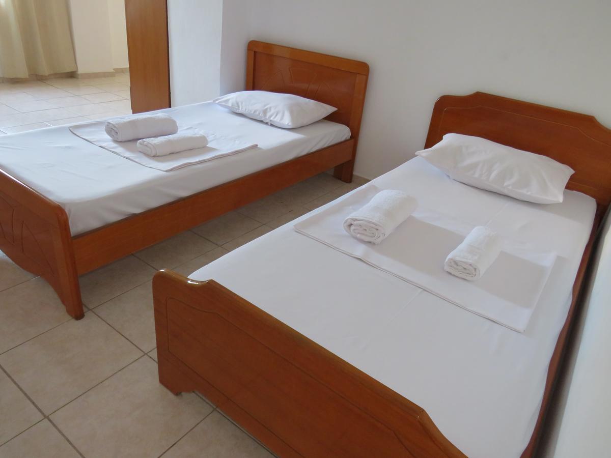 Casa Mia Hotel Sarandë Exterior foto